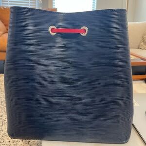 Louis Vuitton NeoNoe Indigo Blue Epi Shoulder Bag M54367